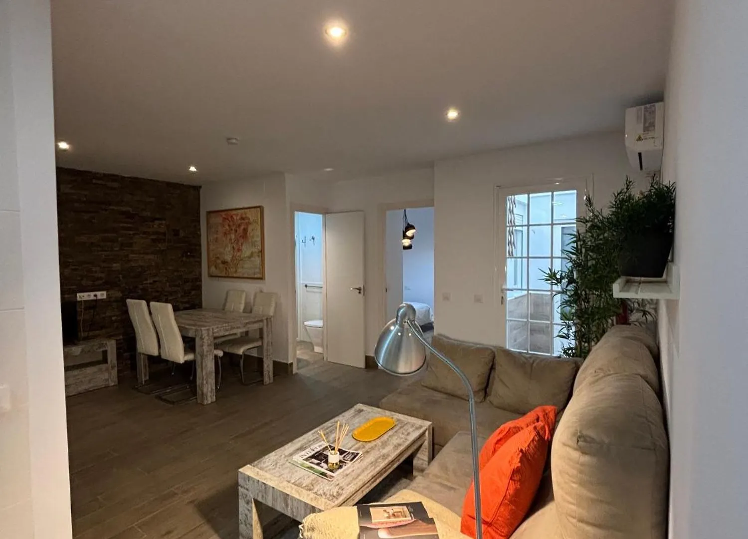 Alohamundi Santa Clara Apartment Seville 0*,